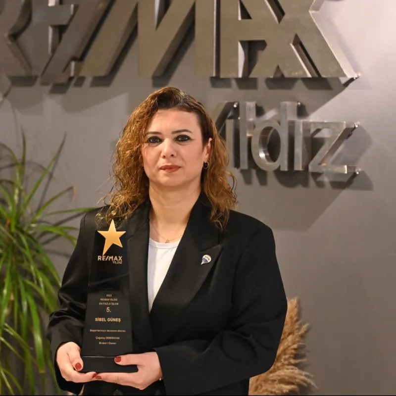 Sibel Güneş — İstanbul